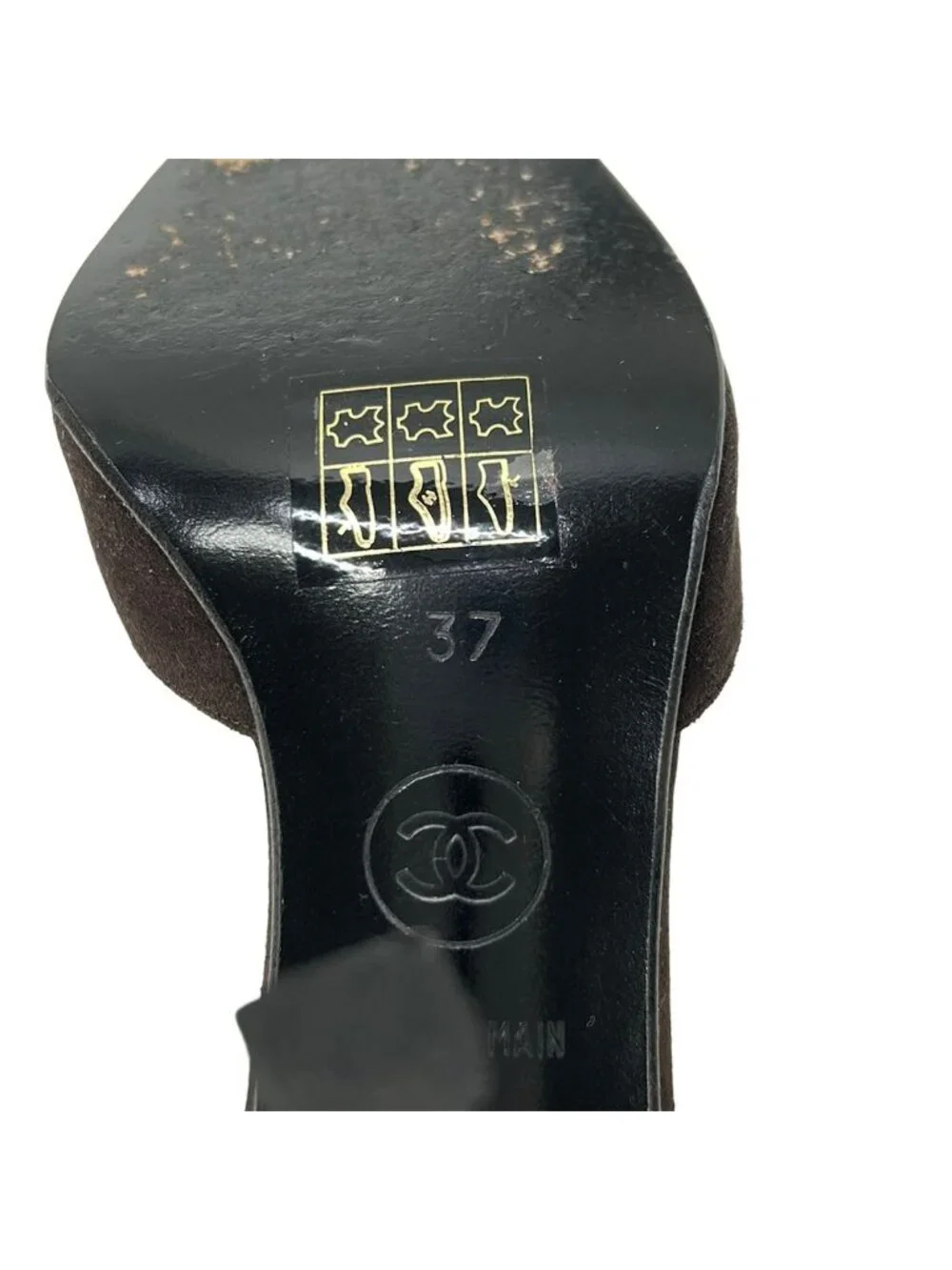 CHANEL category pumps